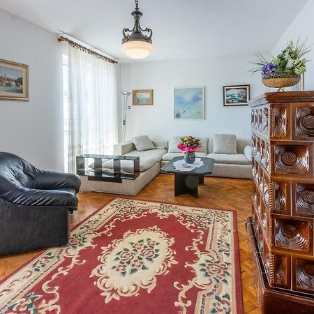 Apartment Mira "Pet Friendly" Crikvenica Exterior foto