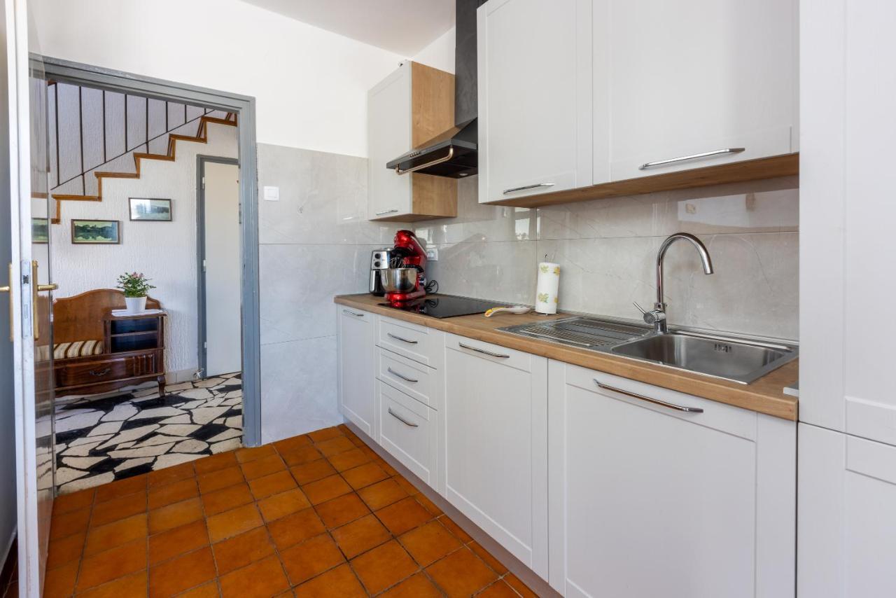 Apartment Mira "Pet Friendly" Crikvenica Exterior foto