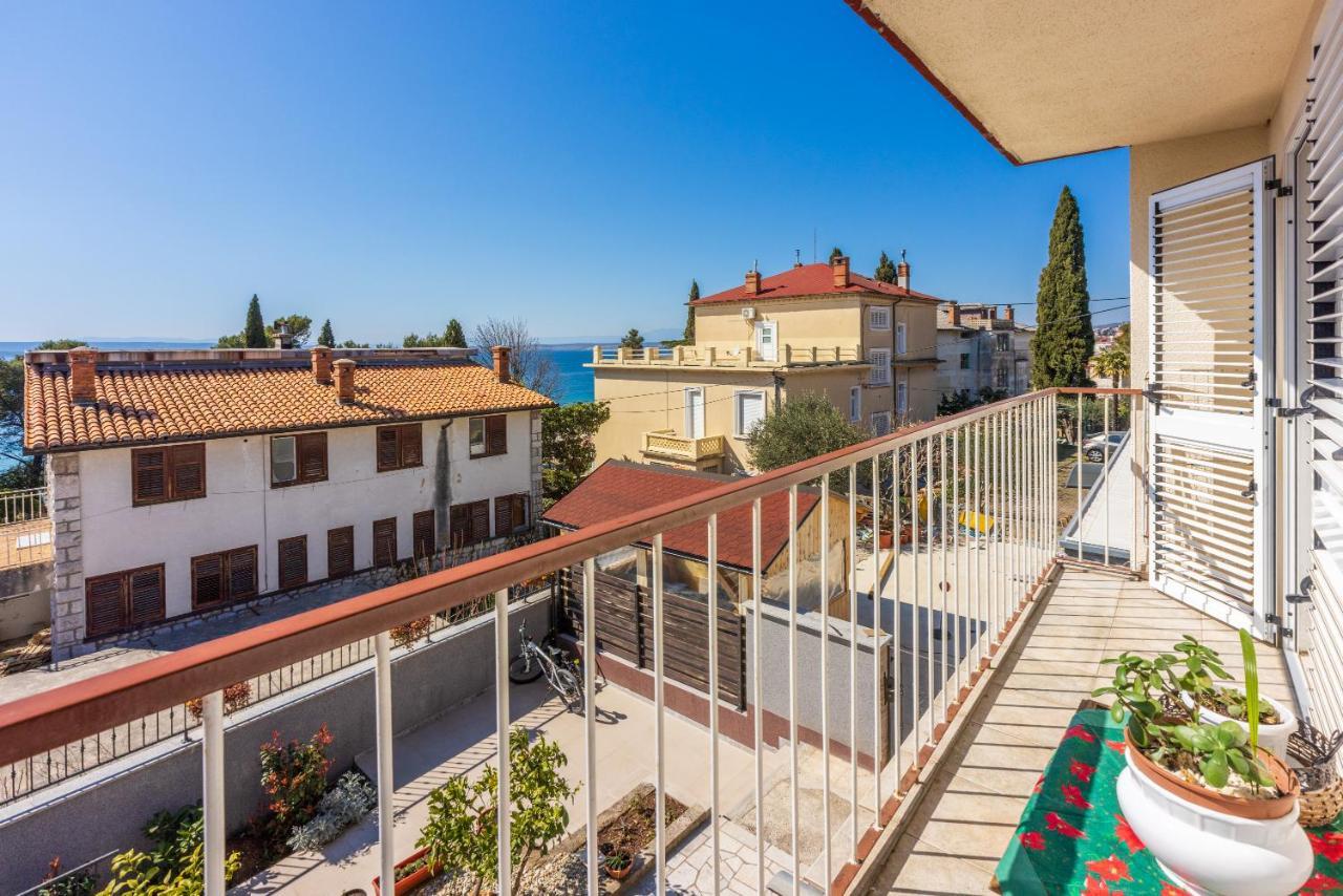 Apartment Mira "Pet Friendly" Crikvenica Exterior foto
